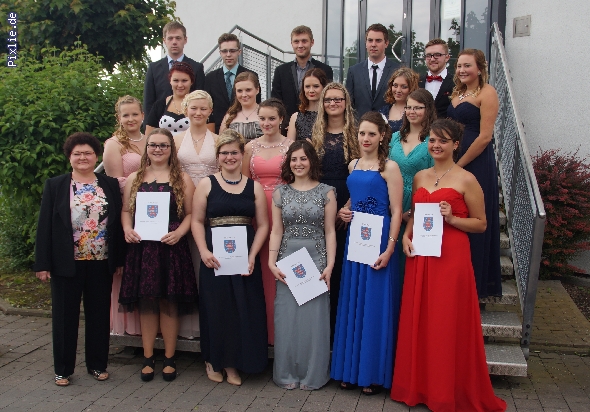 http://www.beruflichesgymnasium.de/pixlie/cache/vs_Abiturzeugnisse 2016_DSC07522.JPG